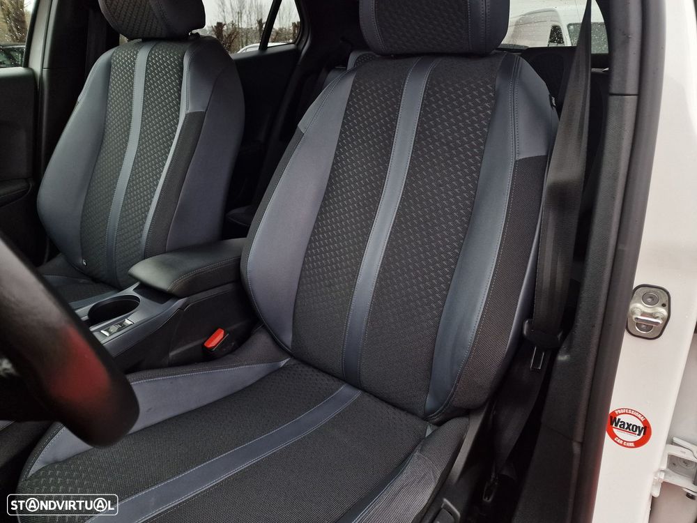 Peugeot 2008 1.2 PureTech Allure Pack - 12