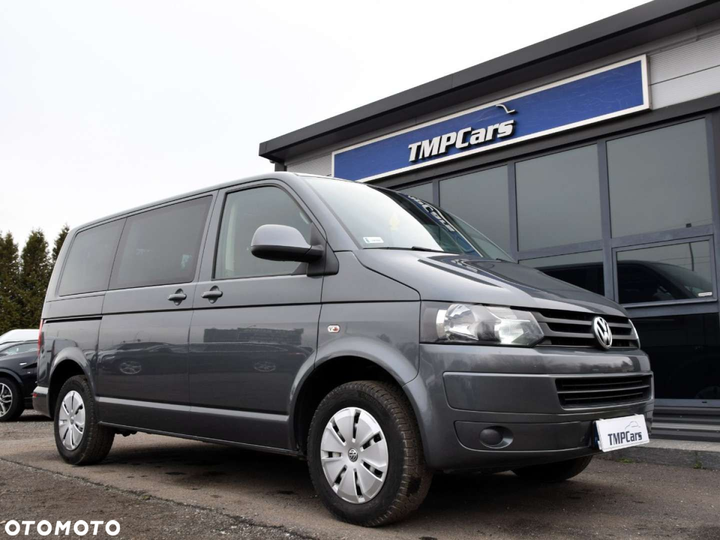 Volkswagen Caravelle - 4