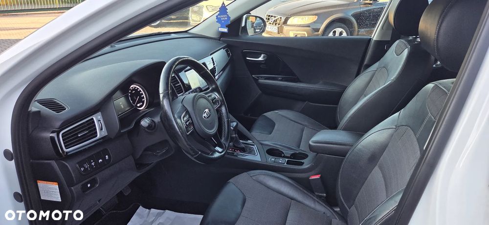 Kia Niro 1.6 GDI Hybrid M - 9