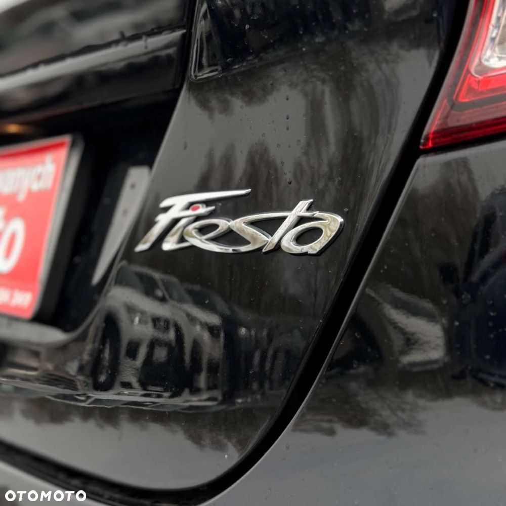 Ford Fiesta - 24