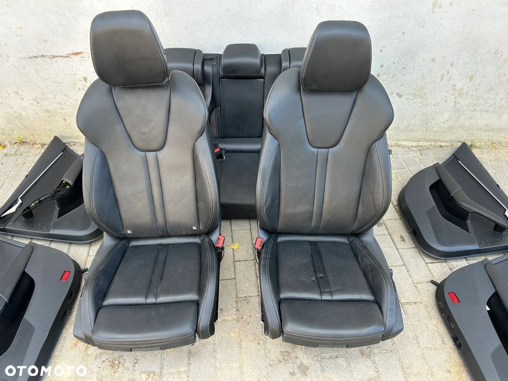 FOTELE KANAPA BOCZKI TUNEL SKODA OCTAVIA 4 IV SKÓRA KOMPLET - 2