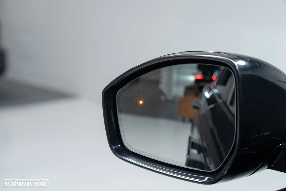 Land Rover Range Rover Velar P400e R-Dynamic SE - 23