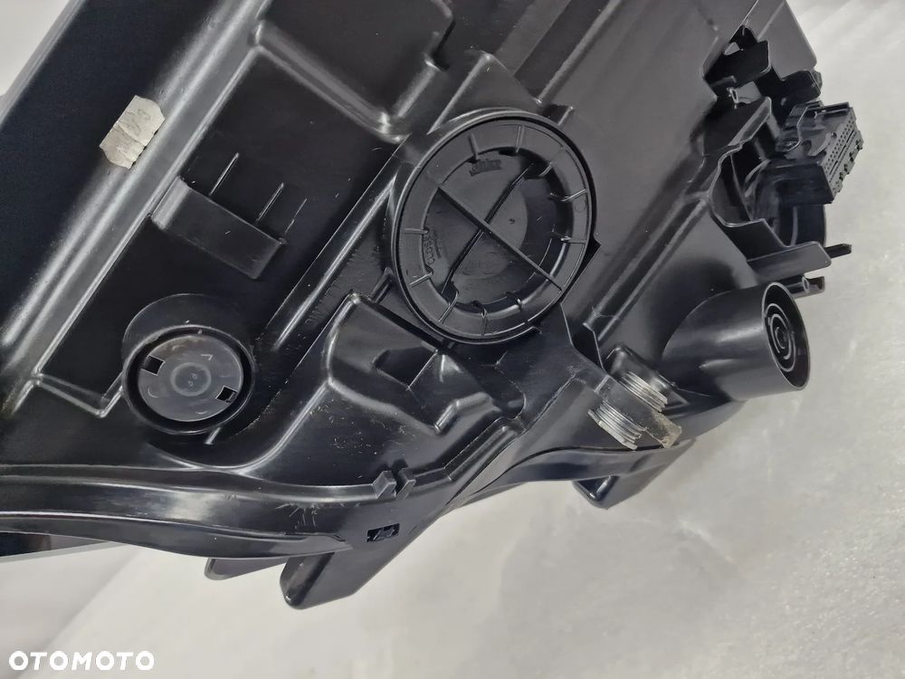 VW T6 T6.1 LIFT TRANSPORTER / MULTIVAN 19- PRAWA LAMPA PRZEDNIA PRZÓD FULL LED , NR 7L1941036D , NR AUKCJI LA159 - 17