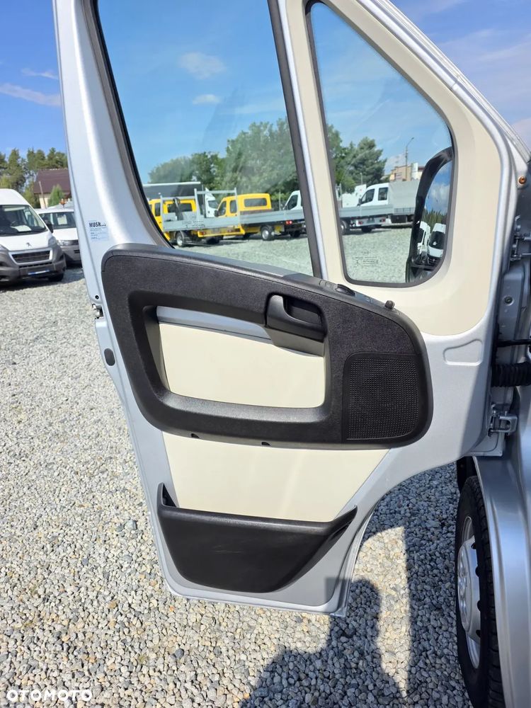 Peugeot BOXER 2,0 HDI 130 KONNY ŚREDNIAK WYSOKI L2H2 KLIMA WEBASTO 2 X BOCZNE DRZWI GWARANCJA LEDY - 15