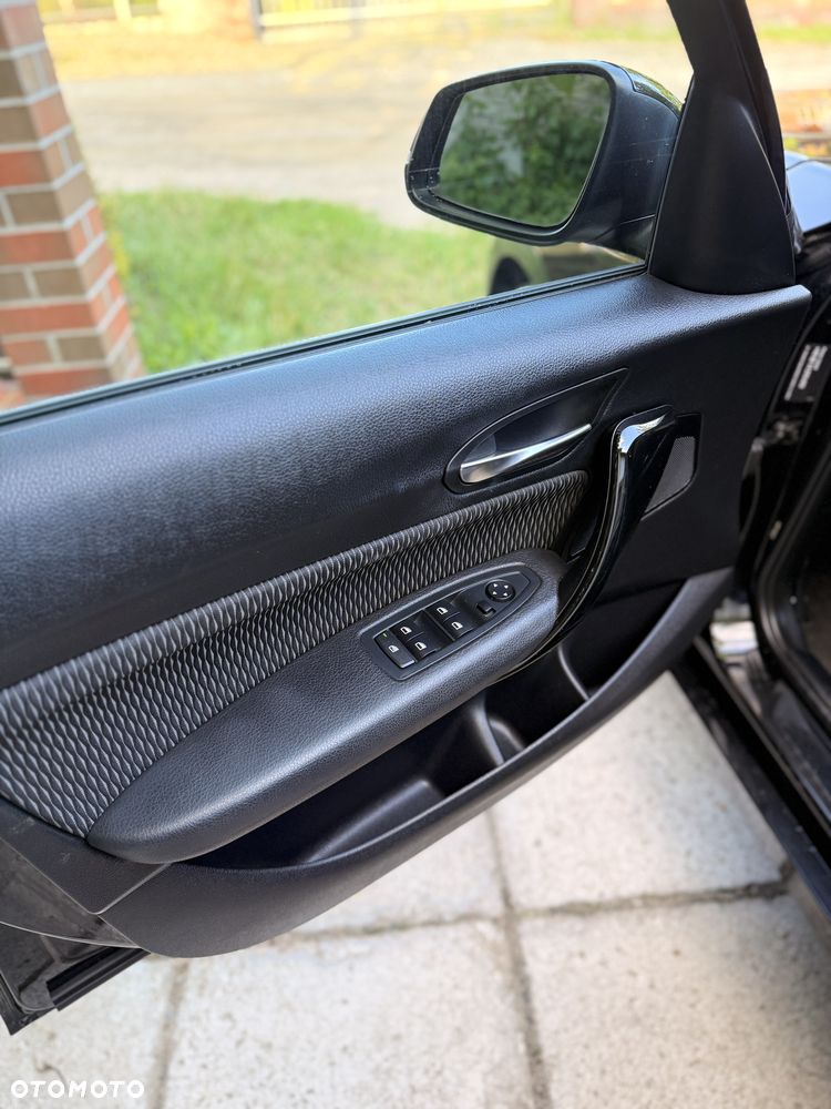 BMW Seria 1 116i Edition Metropolitan - 17
