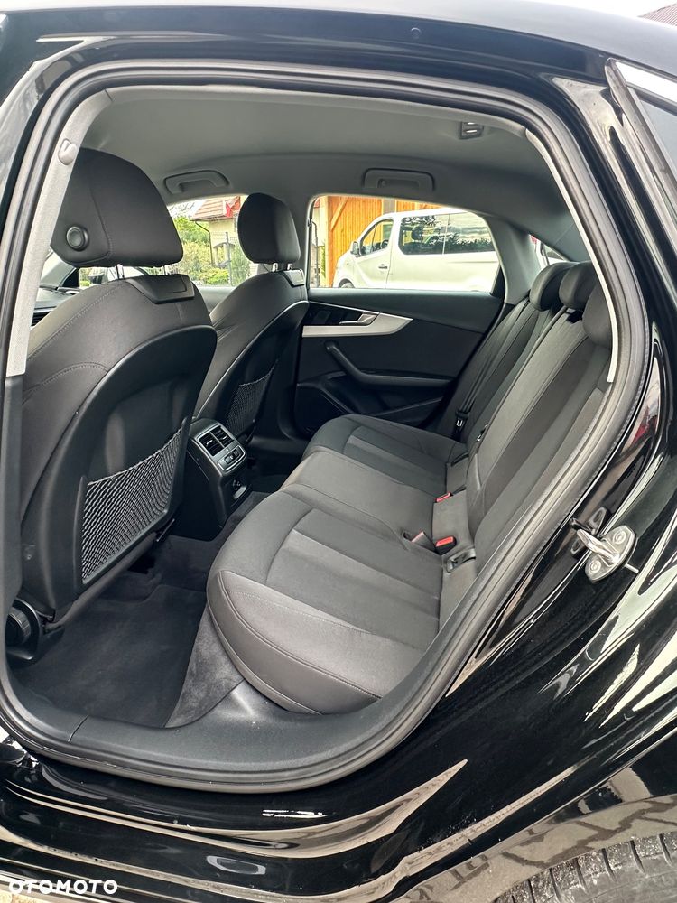 Audi A4 Limousine 35 TFSI S tronic advanced - 11