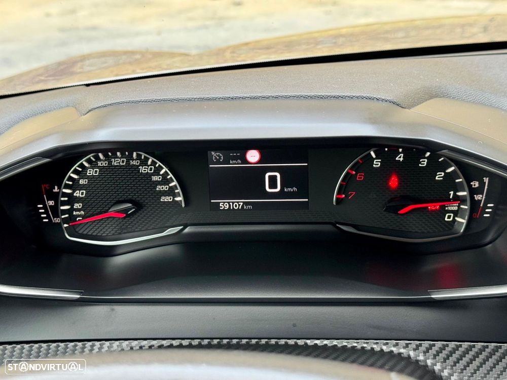 Peugeot 208 1.2 PureTech Active Pack - 32