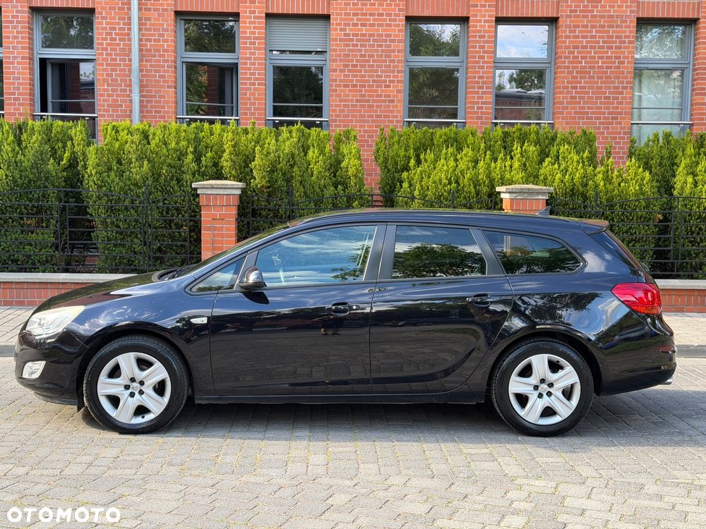Opel Astra - 2