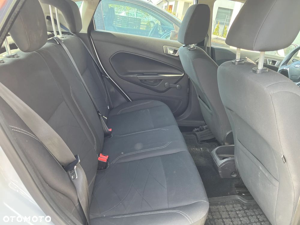 Ford Fiesta 1.6 TDCi Trend - 11