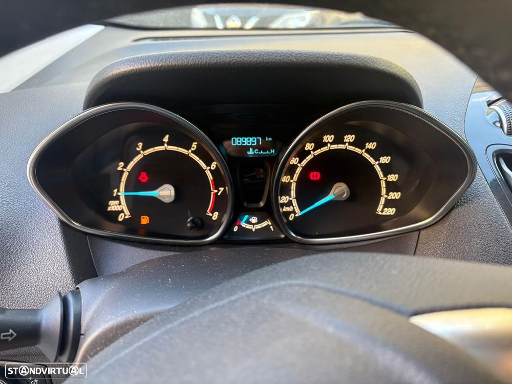 Ford Tourneo Courier - 13