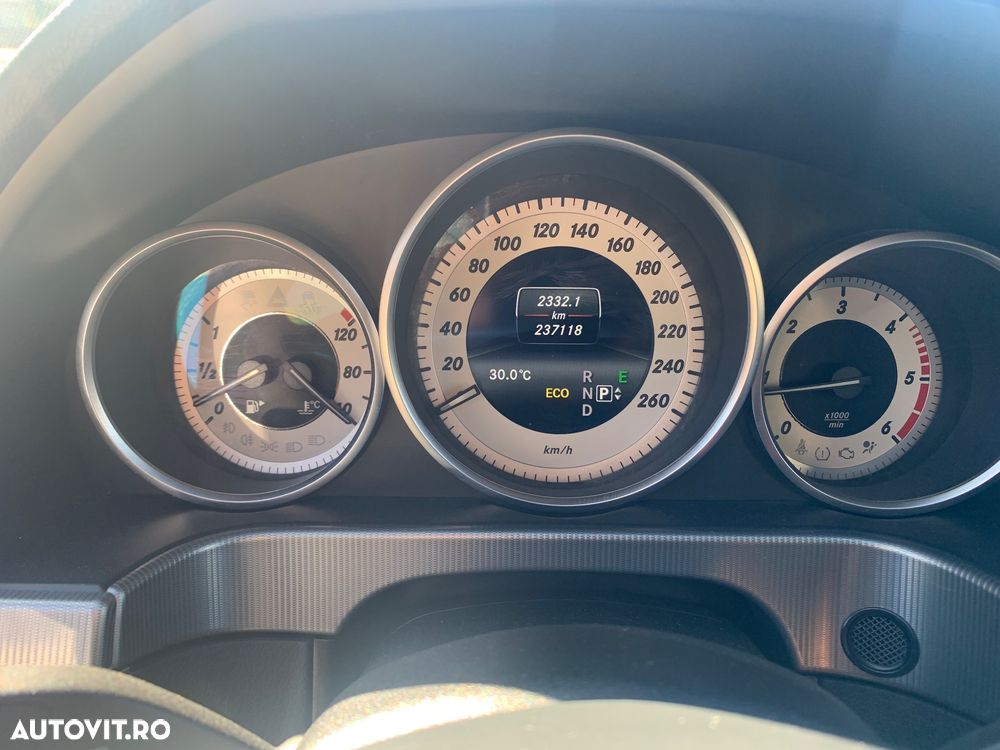 Mercedes-Benz E 250 CDI 4Matic 7G-TRONIC Avantgarde - 9