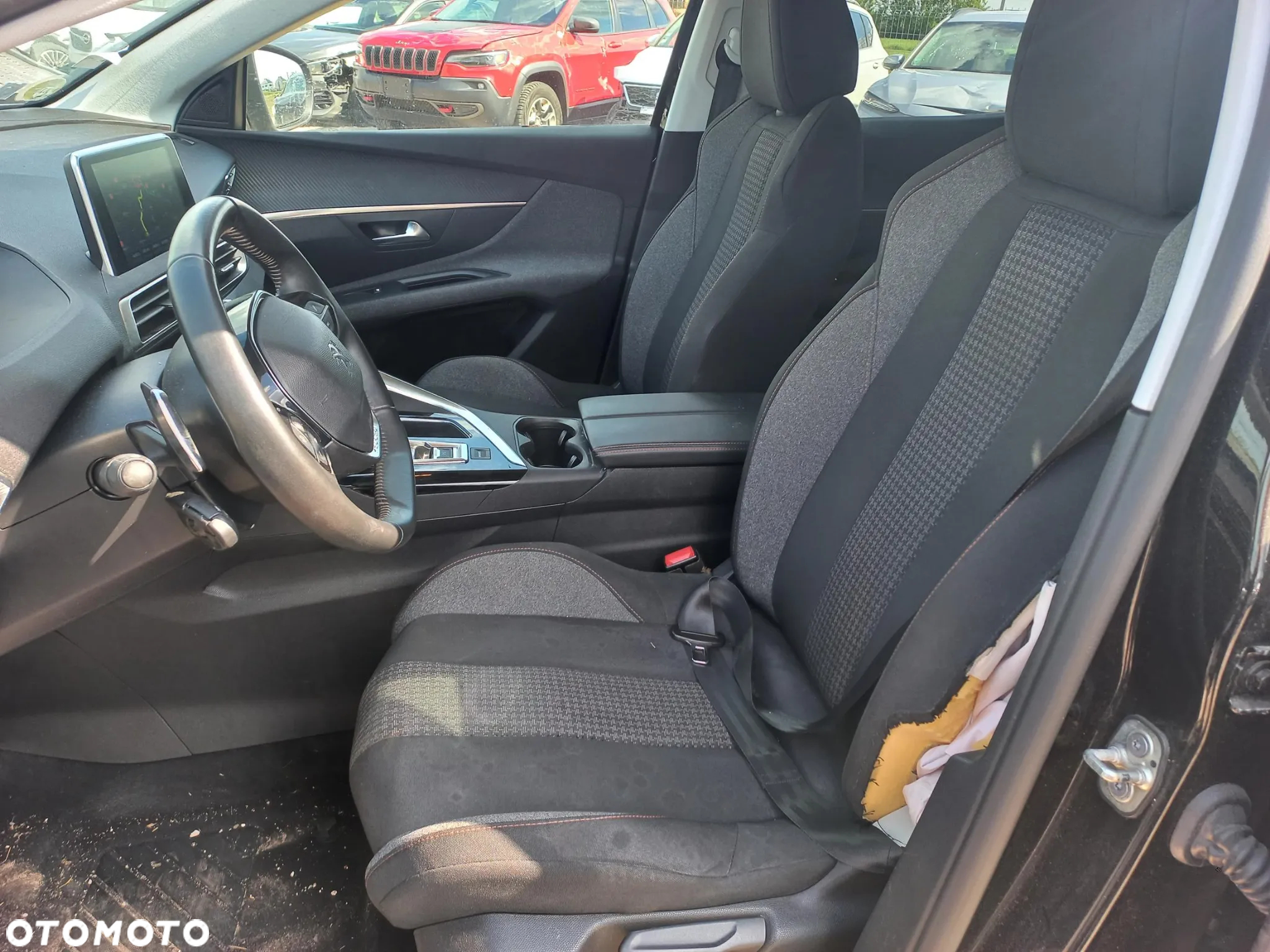 Peugeot 3008 1.5 BlueHDi Allure Pack S&S EAT8 - 7