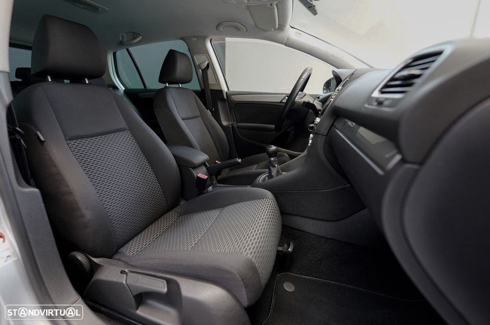 VW Golf 1.6 TDi Highline - 4
