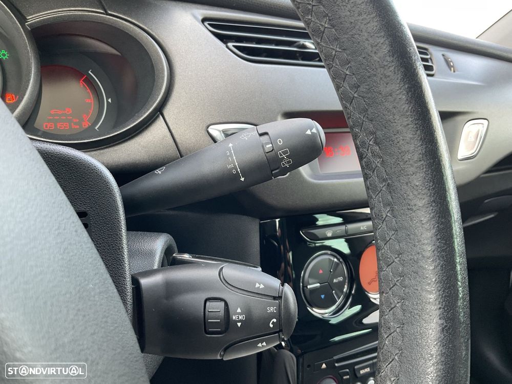Citroën C3 1.2 PureTech Attraction - 35