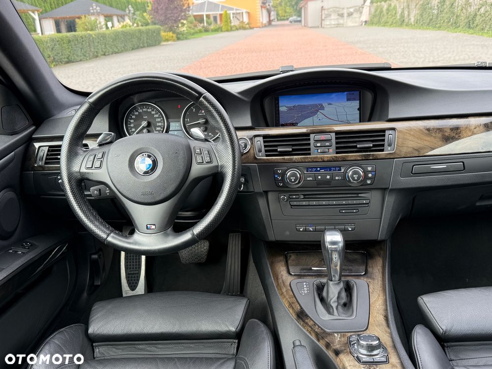 BMW Seria 3 330d Coupe M Sport Edition - 29