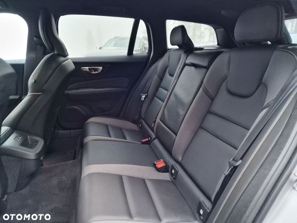 Volvo V60 - 13