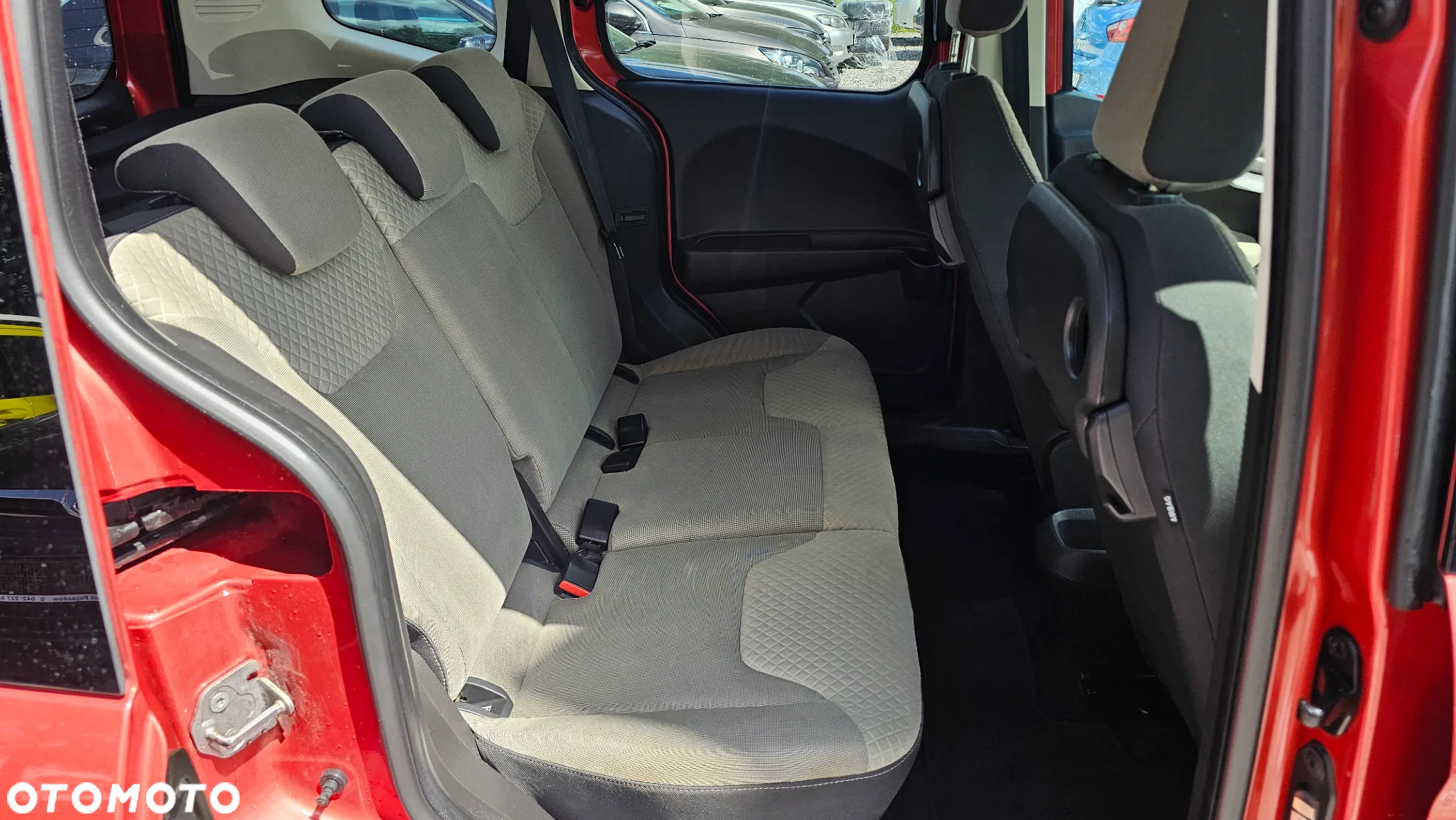 Ford Tourneo Connect 1.0 EcoBoost Start-Stop Titanium - 17