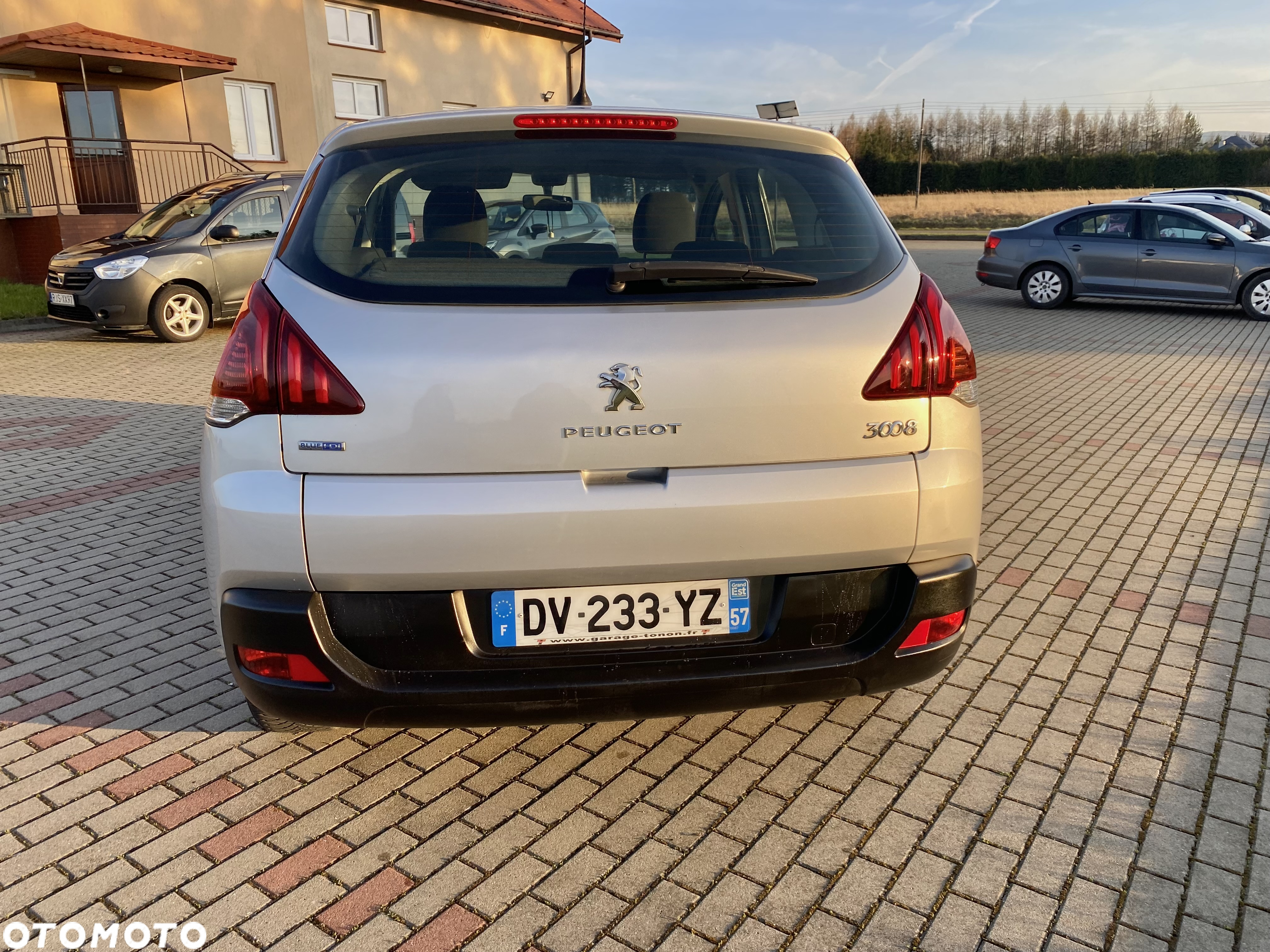Peugeot 3008 1.6 BlueHDi Active S&S EAT6 - 8