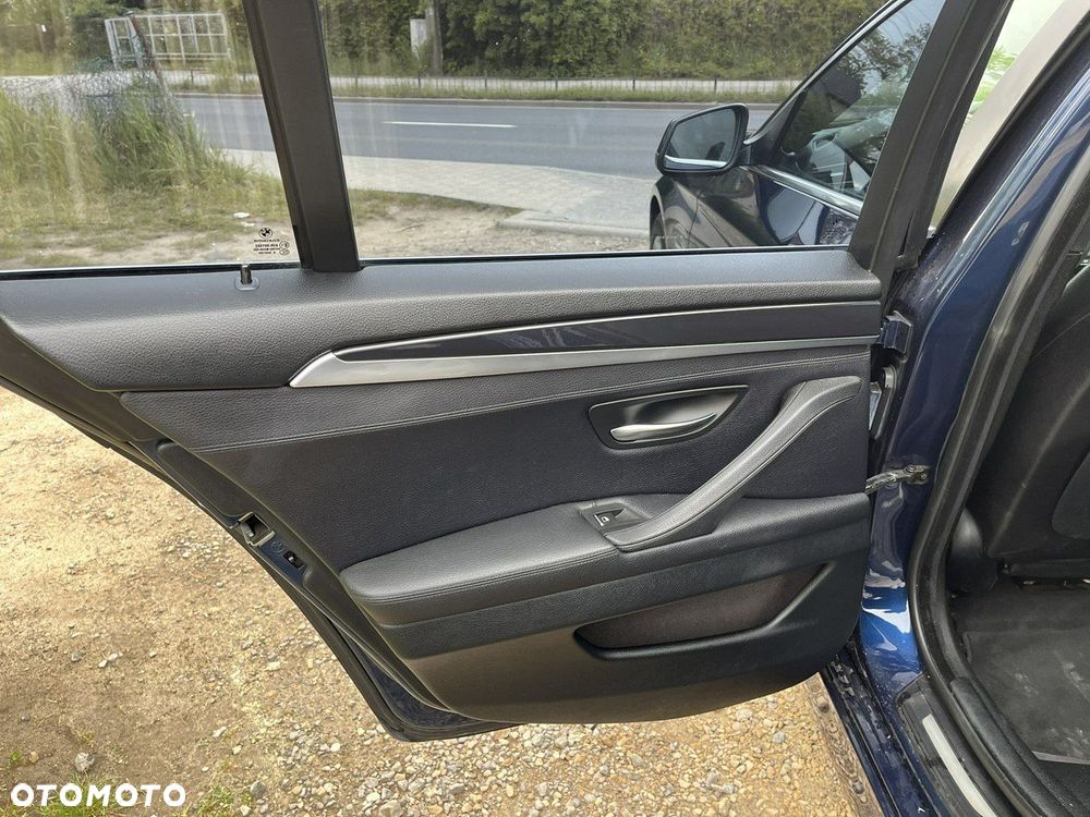 BMW Seria 5 535d Touring - 30