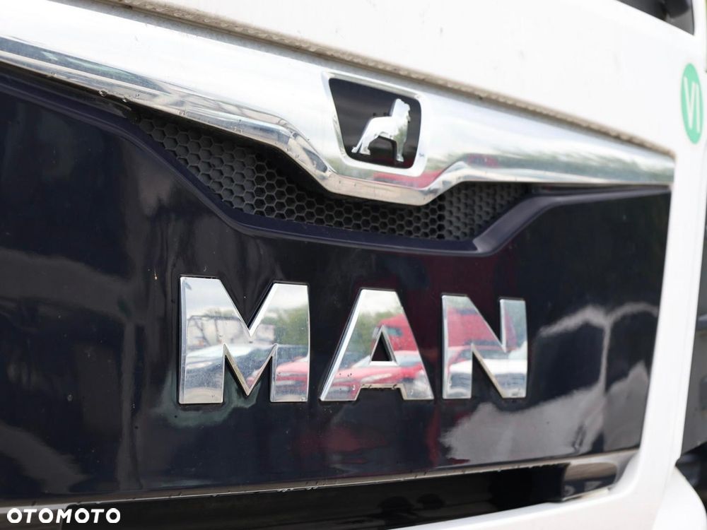 Kabina MAN XLX - 14