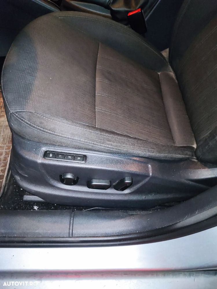 Skoda Octavia 2.0 TDI ELEGANCE DSG - 14