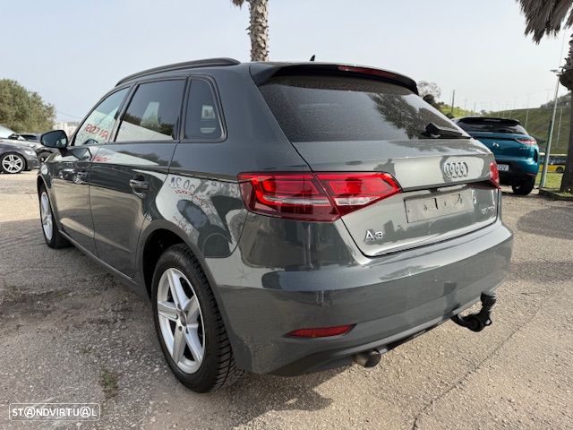 Audi A3 1.6 TDI S tronic design - 6