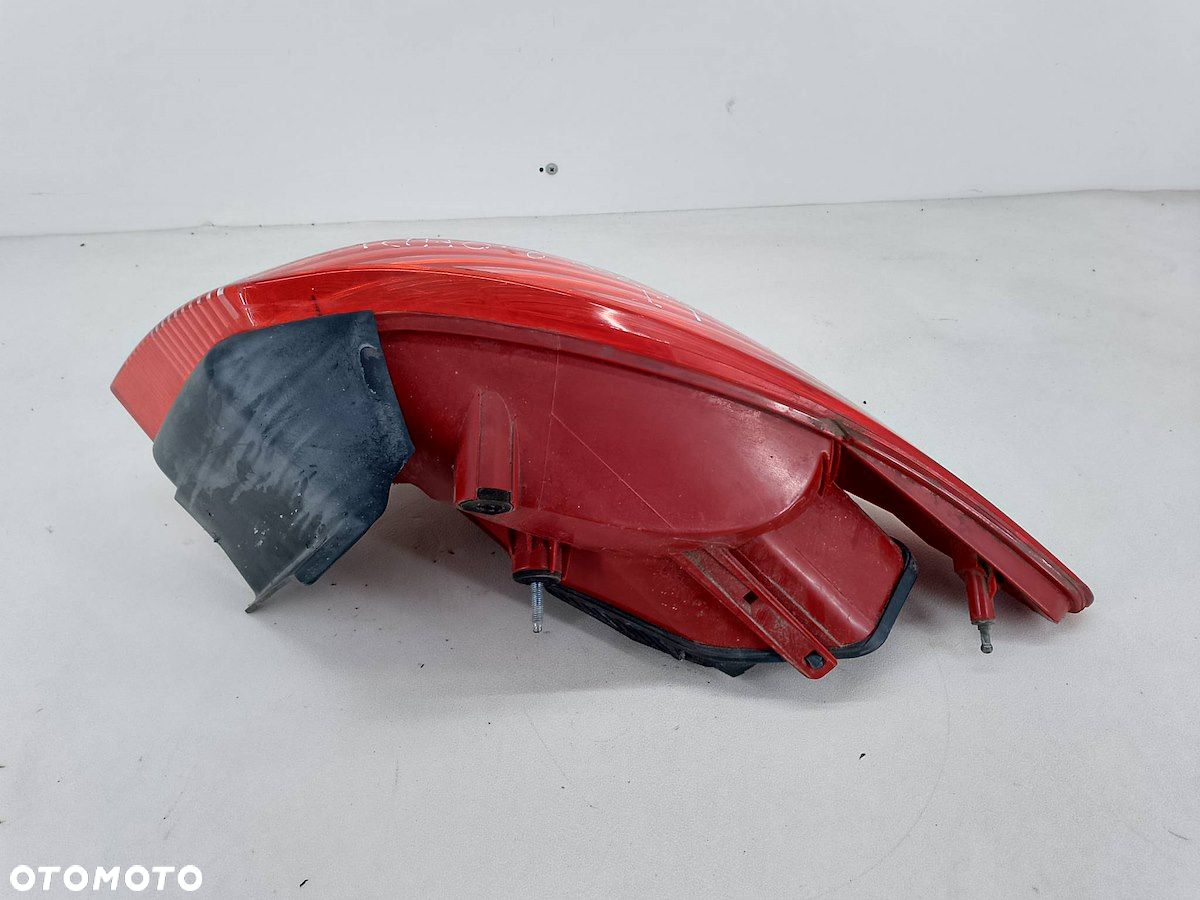 LAMPA TYLNA LEWA PEUGEOT 407 SW 25619503 KOMBI - 5