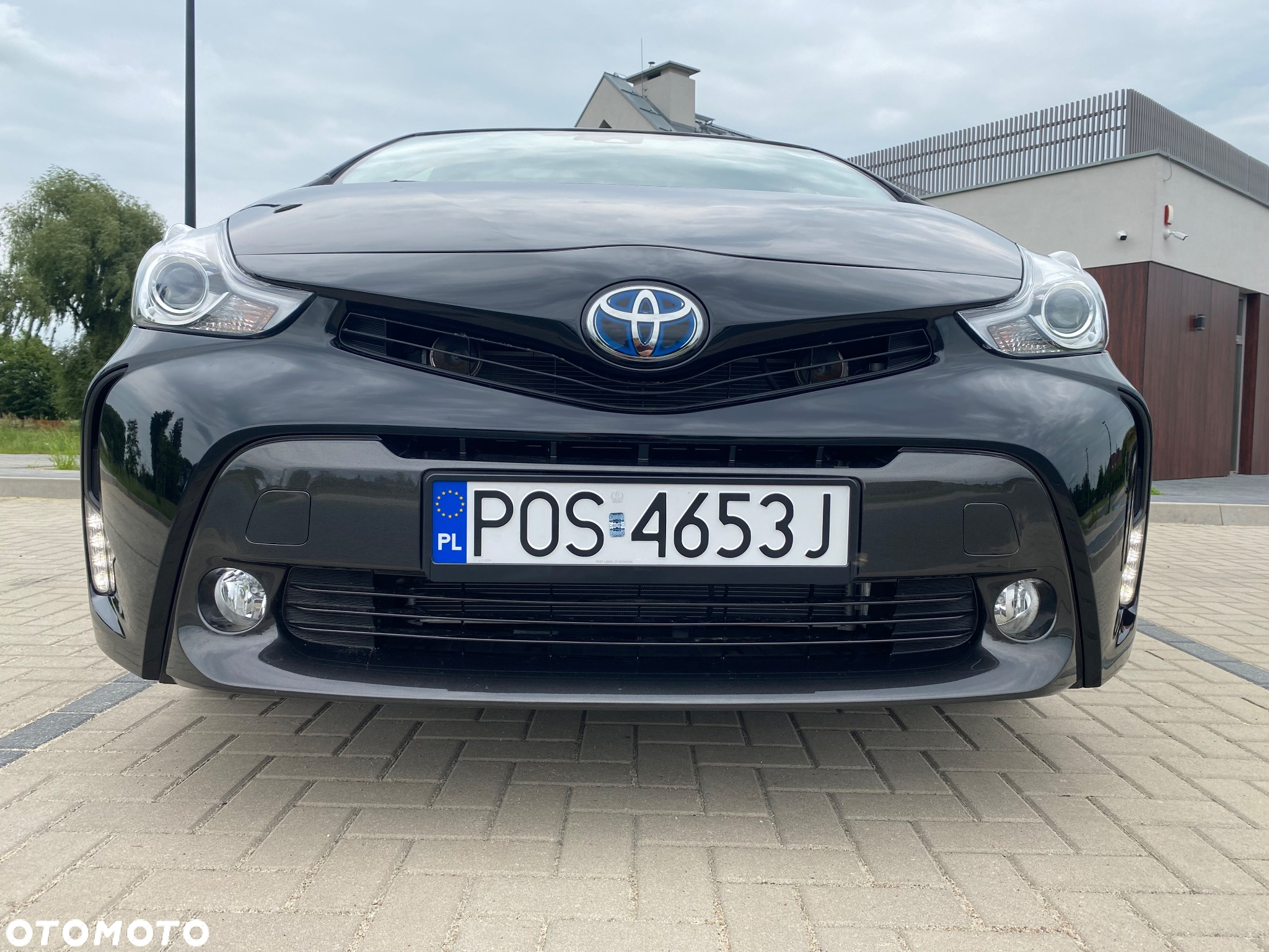 Toyota Prius+ (Hybrid) - 9
