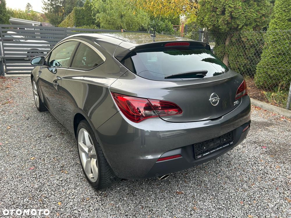 Opel Astra - 8
