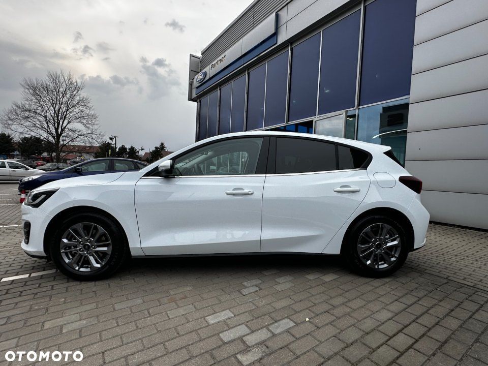 Ford Focus - 8