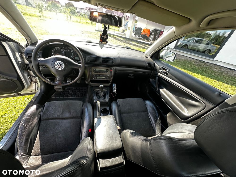 Volkswagen Passat 1.8T Highline - 9