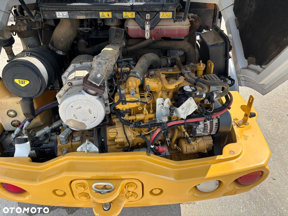 Caterpillar 906 - 3