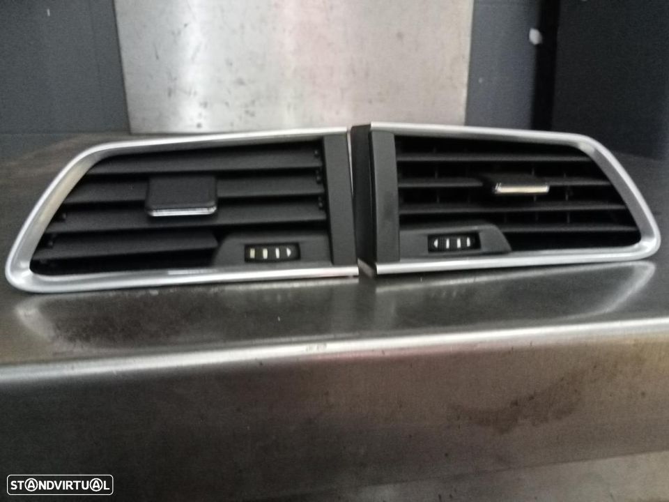 Grelhas de sofagem Peugeot 508 - 1