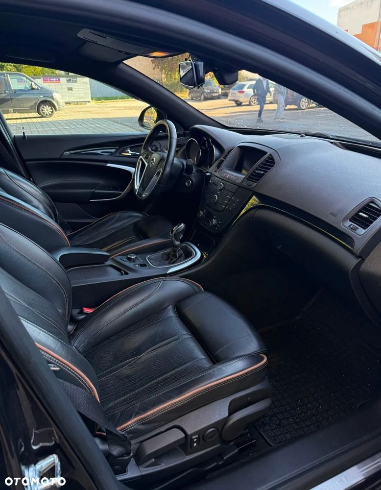 Opel Insignia 2.0 CDTI - 9