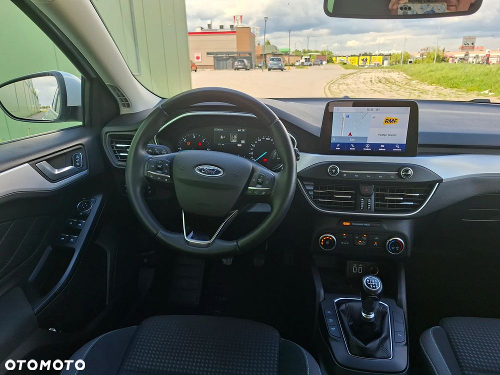 Ford Focus - 21