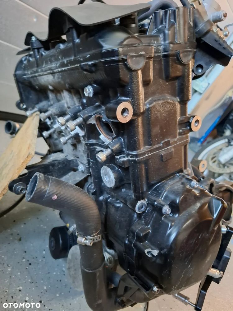 Suzuki GSXS 750 silnik engine gsx-s - 3