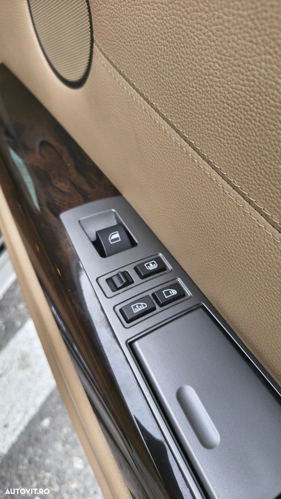 BMW Seria 7 730iL A - 10