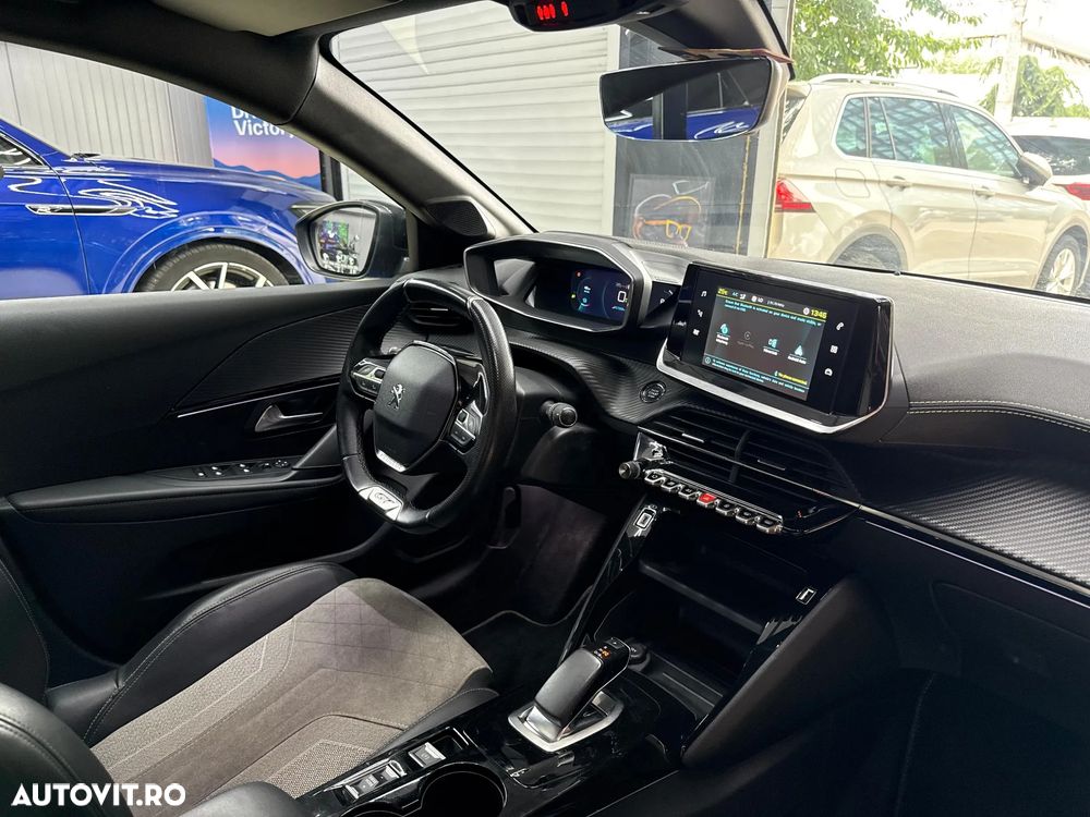 Peugeot 208 e-208 GT-Line - 27