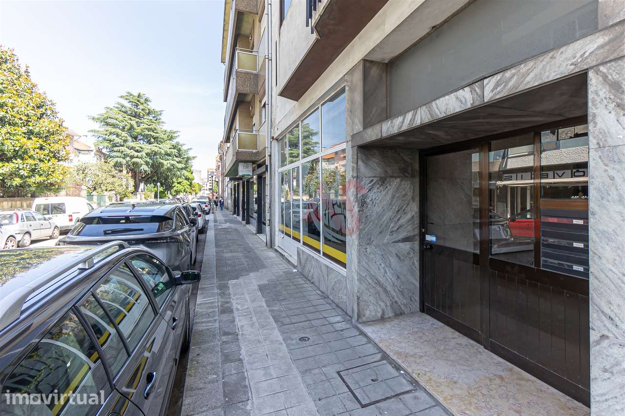 Apartamento T3 Totalmente Renovado em Paranhos, Porto - Grande imagem: 3/33