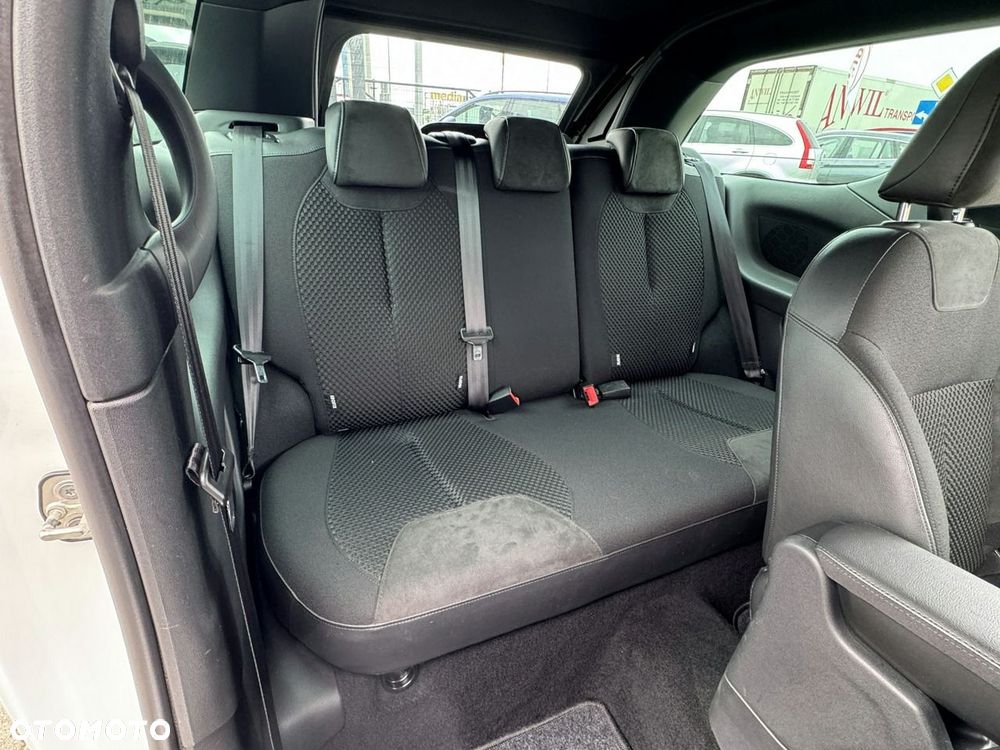 Citroën DS3 THP 155 SportChic - 19