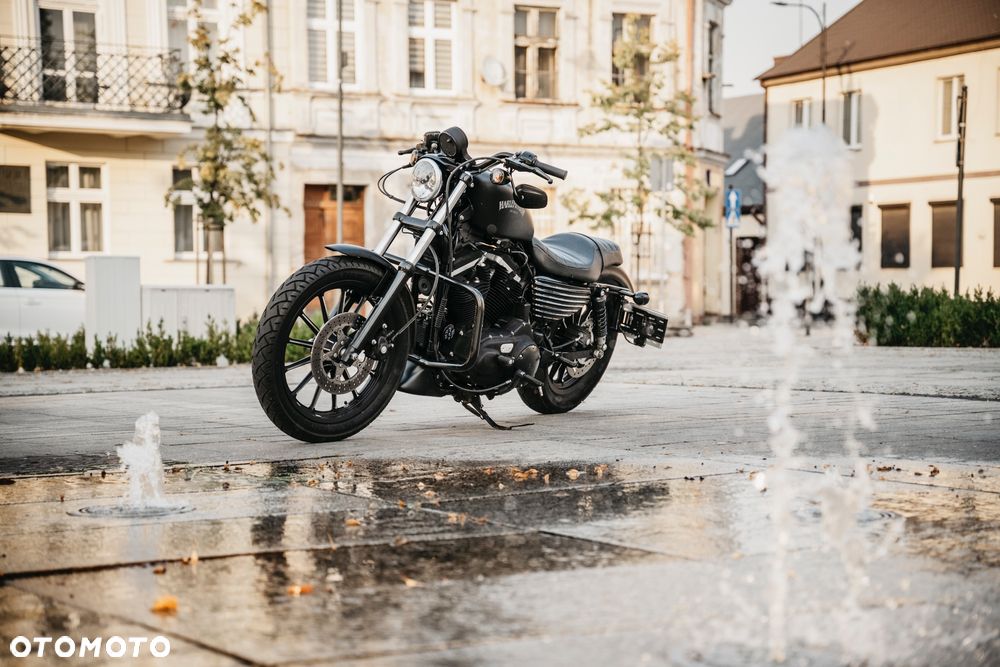 Harley-Davidson Sportster Iron 883 - 11