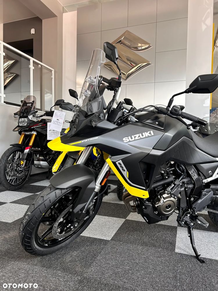 Suzuki V-STROM - 3