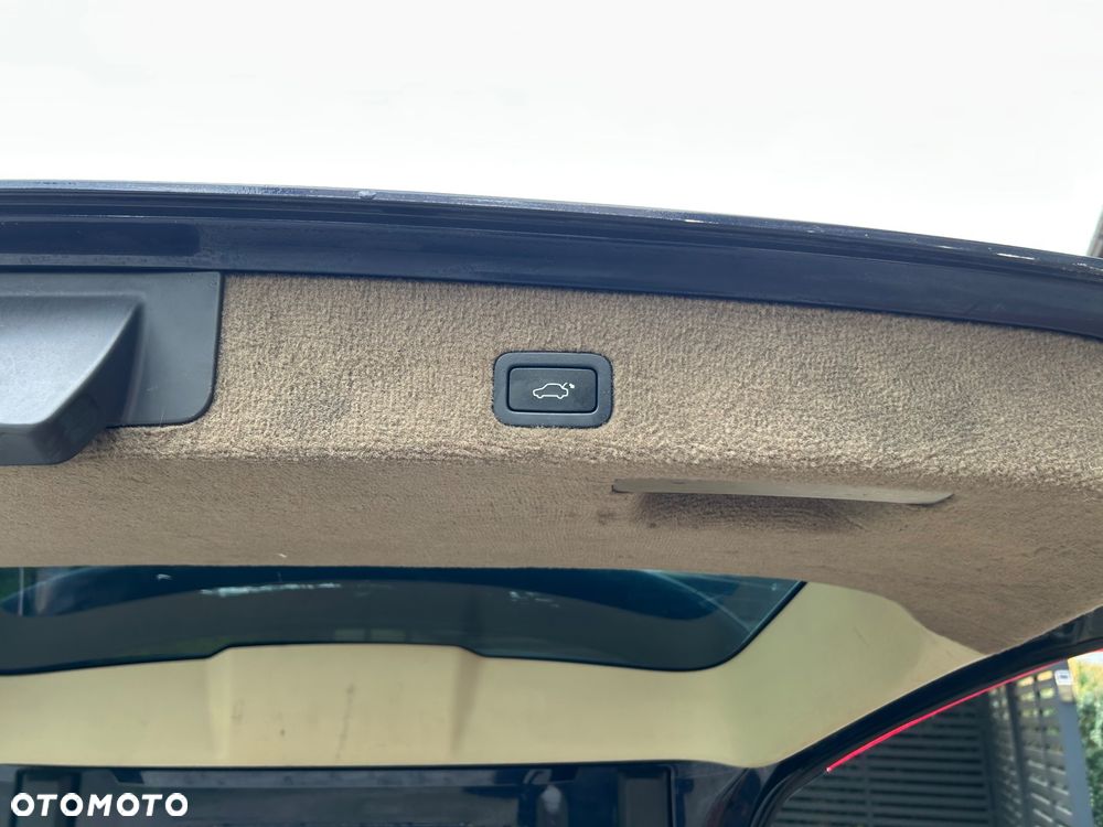 Volvo V70 D5 Summum - 12