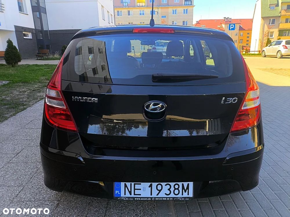 Hyundai i30 i30cw 1.4 Edition Plus - 13
