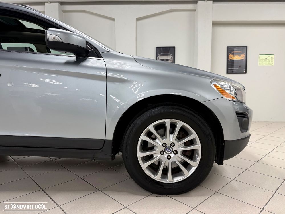 Volvo XC 60 2.4 D Drive Momentum - 3