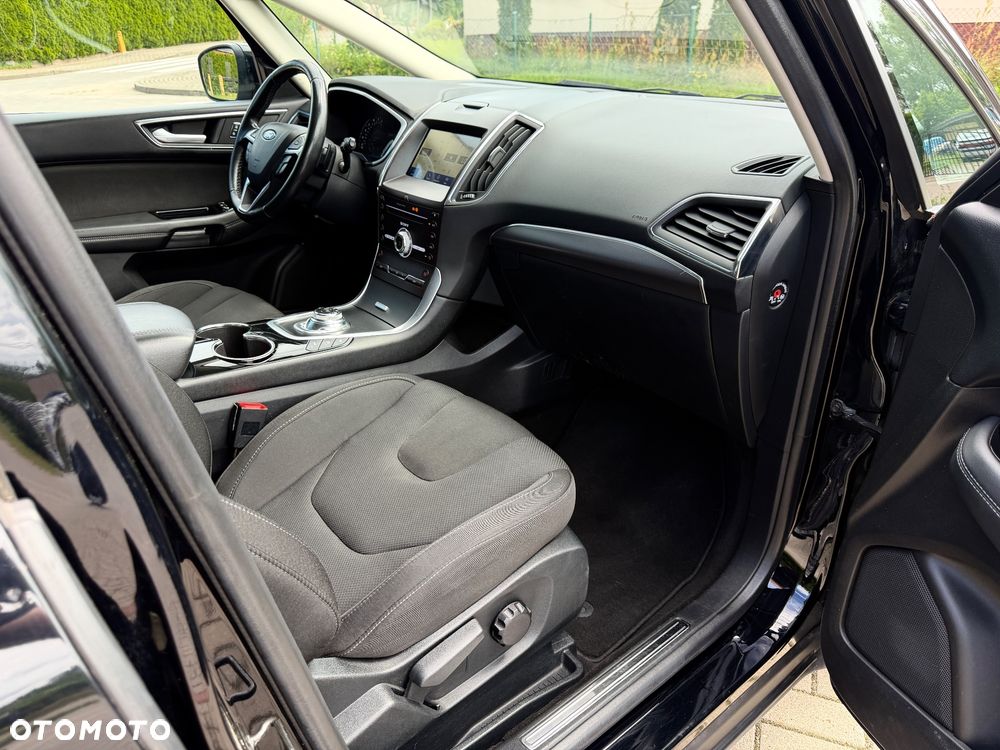 Ford S-Max 2.0 TDCi Titanium PowerShift - 6