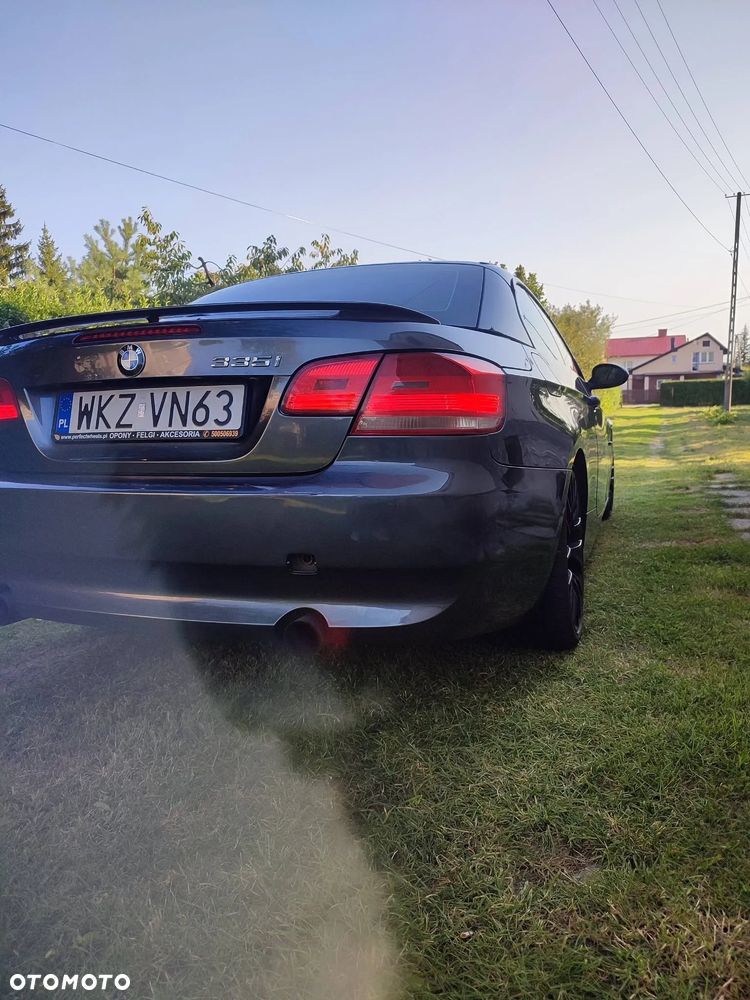 BMW Seria 3 335i - 18