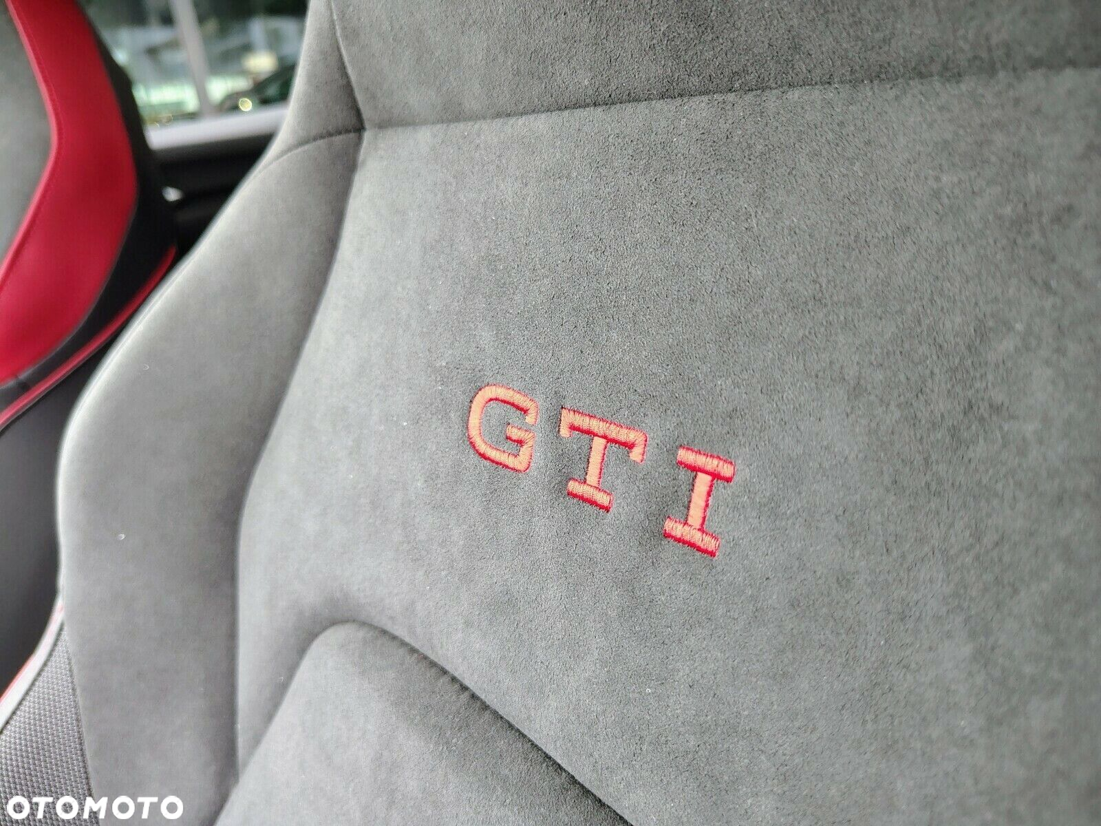 Volkswagen Golf - 35