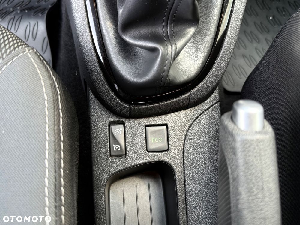 Renault Clio - 23