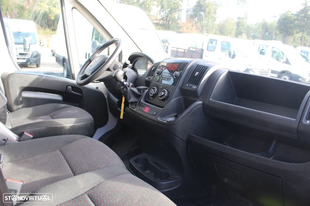 Peugeot Boxer 2.2 BlueHdi CAB/DUPLA - 9
